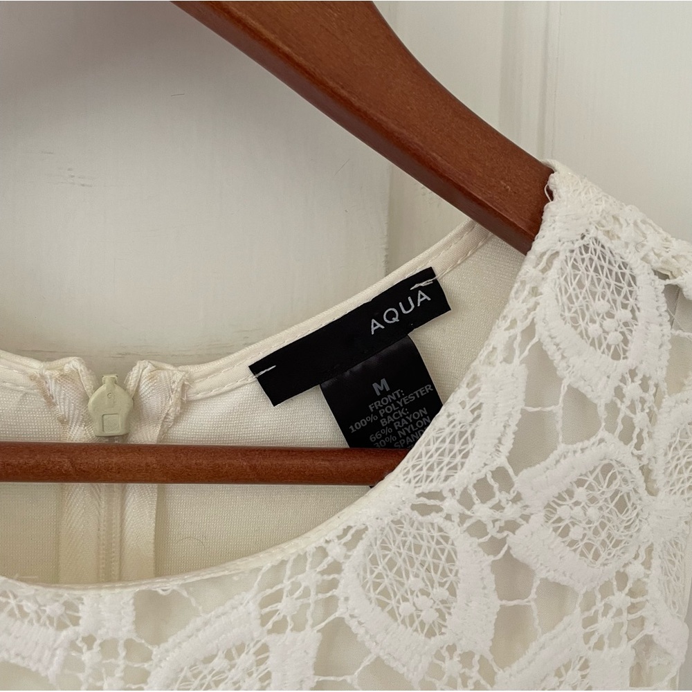 Aqua Medium White Dress - Picture 3 of 6